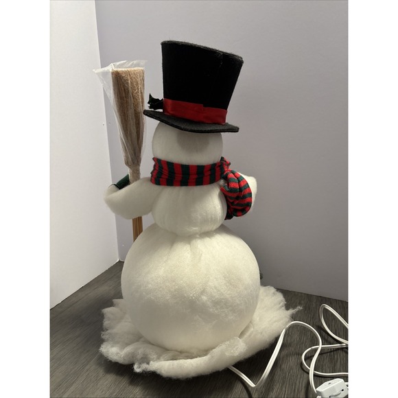 LARGE LIGHTED Blow Mold SNOWMAN CHRISTMAS FIGURE DISPLAY DECOR - 17" - Picture 5 of 9